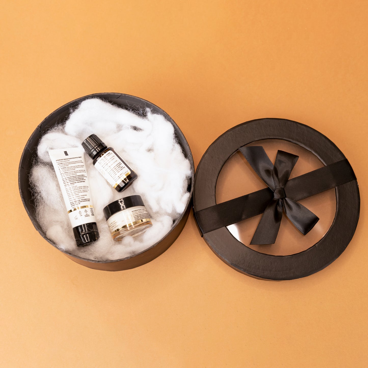 Round Gift Boxes with Transparent Lid and Decorative Ribbon