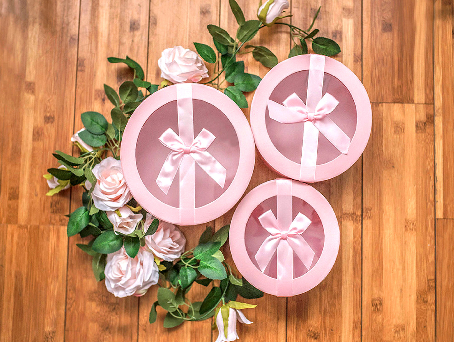 Round Gift Boxes with Transparent Lid and Decorative Ribbon