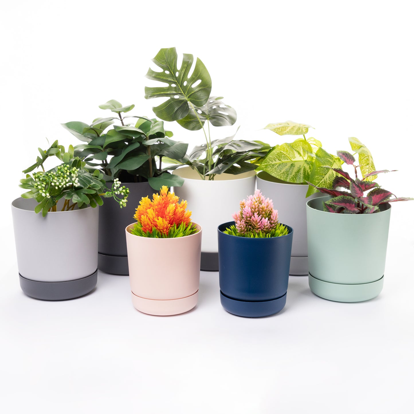 Classy Plant Pots Indoor Plastic Plant Pot with Integrated Plant Saucer
